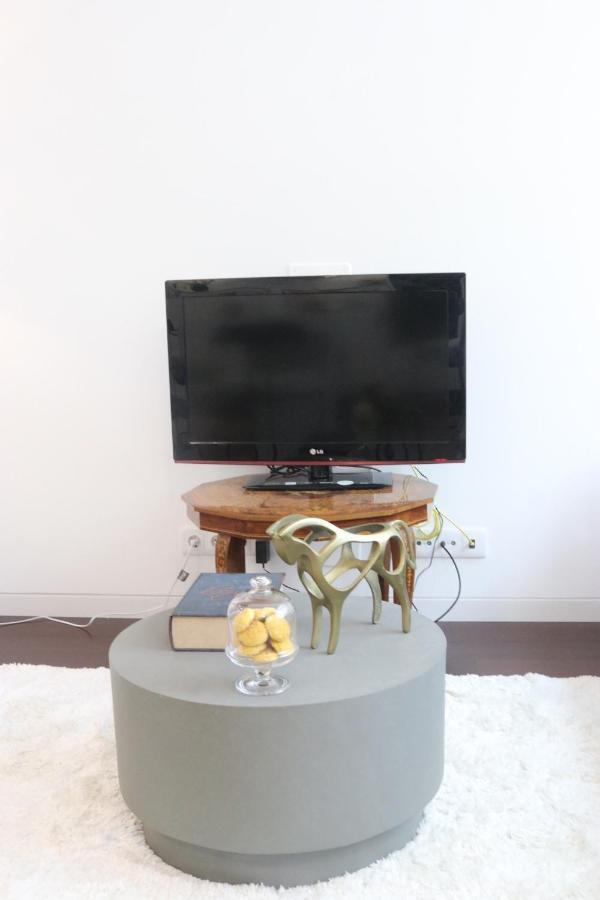 Apartment Avenida Loft- By Onartstays *